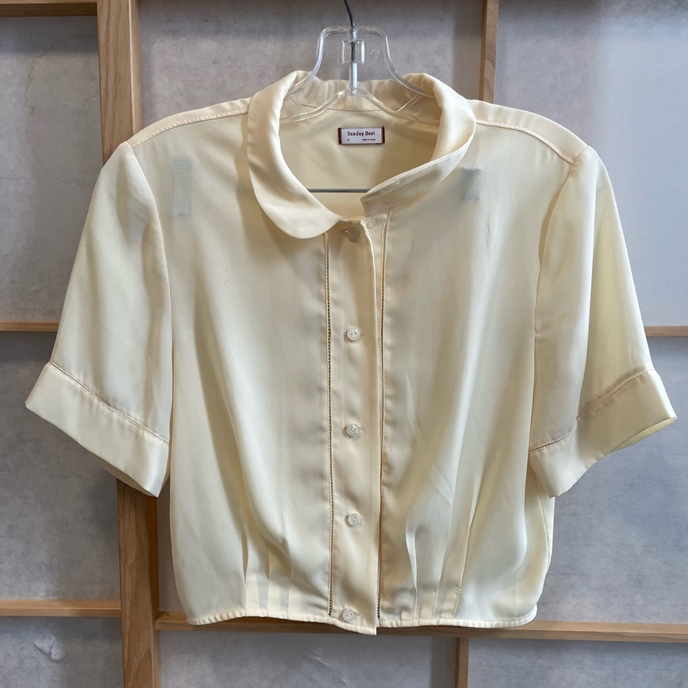 Butter yellow cropped blouse